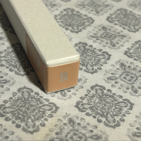 Haus Labs by Lady Gaga Optic Intensity Eco Eyeliner NEW Beige Matte - Picture 2 of 4